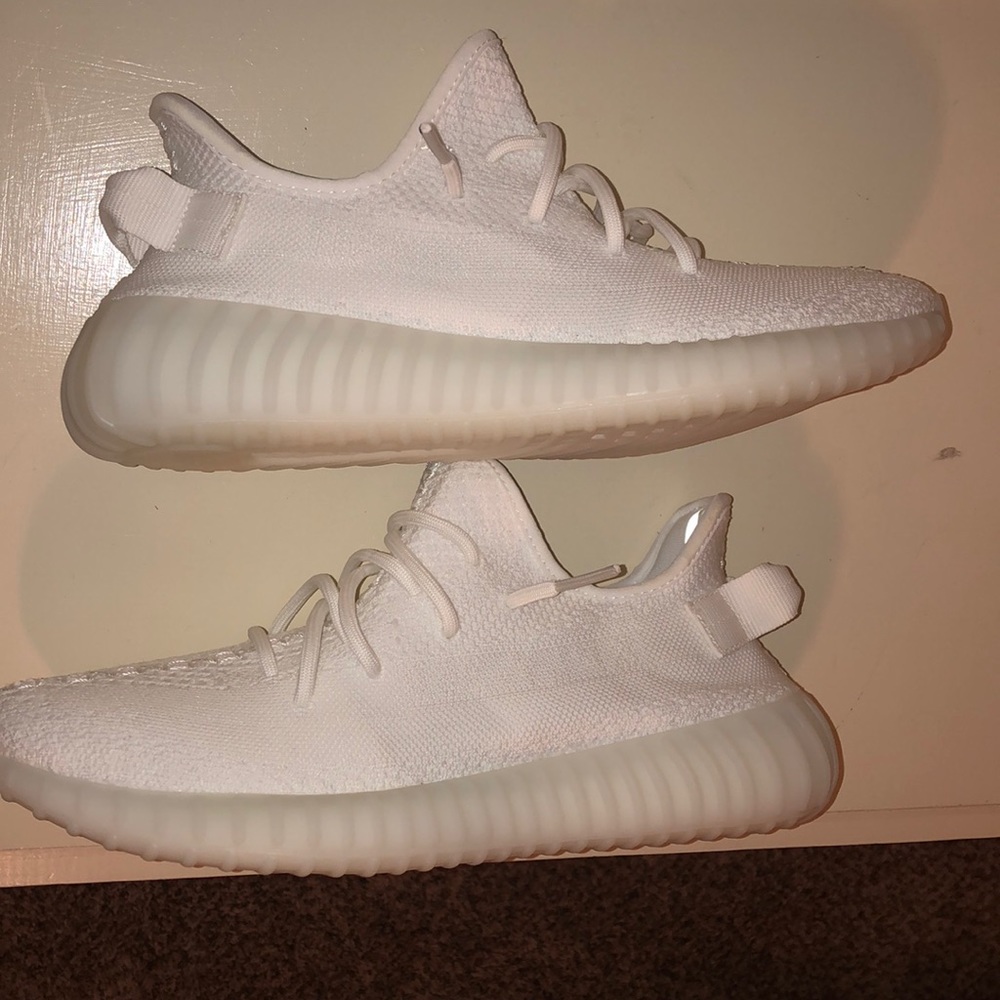 Yeezy Boost 350 V2 Cream White Triple white Sz 9.5
